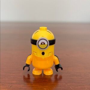 Lego Minon Stuart Mini Figure